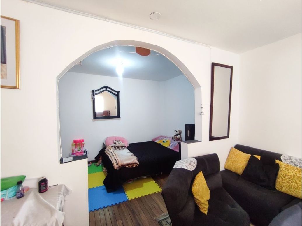 Casa de 6 alcobas en venta en Santa Rita, Bogotá, 260 m² · foto 7 de 20