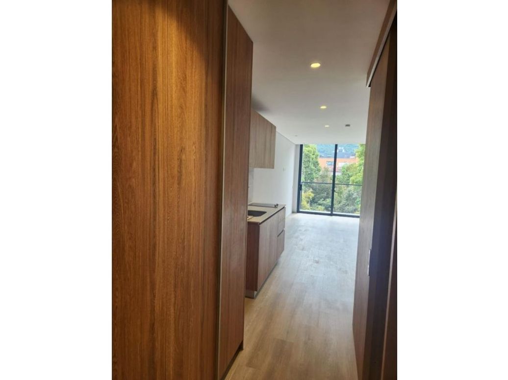 Apartaestudio en venta en Chico, Bogotá, 32 m² · foto 6 de 9