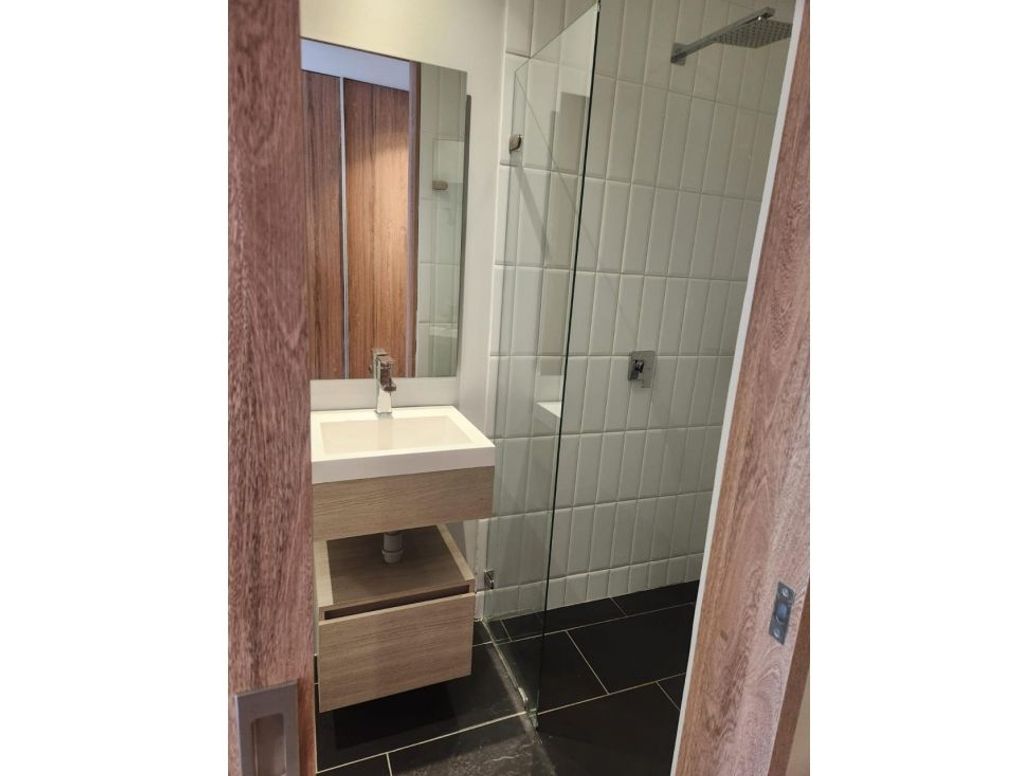Apartaestudio en venta en Chico, Bogotá, 32 m² · foto 8 de 9