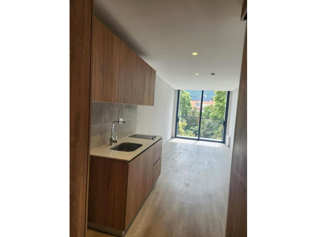 Apartaestudio en venta en Chico, Bogotá, 32 m² · foto 5 de 9
