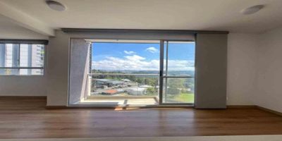 Codigo 26363. Apartamento para estrenar en arriendo ubicado en Rionegro sector FontibonDescripción general del inmueble:* 2 Habitaciones con closet* 2 baños* Salon - comedor* Zona de ropas* Cocina abierta integral* Balcón* Parqueadero sencillo* Cuarto útil* Red de gasZonas comúnes:* Portería 24 Horas* Coworking* Parque infantil* Salón de juegos para niños* Cancha* Gimnasio* Salón social* Piscina para adultos* Piscina para niños* Zonas verdes* Parqueadero de visitantesCerca a: Vía vereda las cuchillas, Parque de rionegro,Hospital San Juan de Dios, Supermercados, Droguerias, Gimnasio, Eventos deportivos, Iglesias y bancos