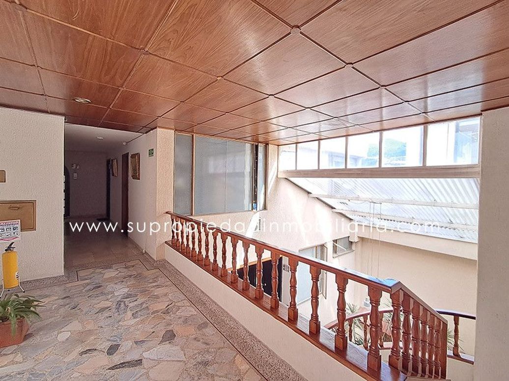 Casa de 10 alcobas en venta en Santa Barbara Central, Bogotá, 1198 m² · foto 13 de 20