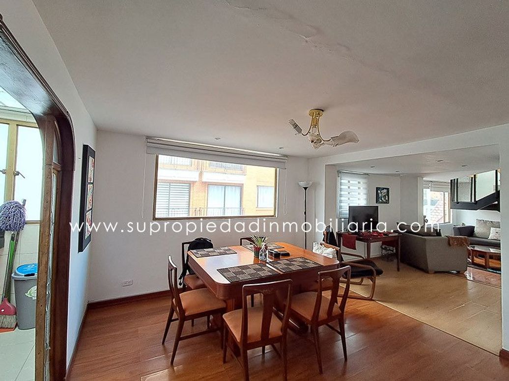Casa de 10 alcobas en venta en Santa Barbara Central, Bogotá, 1198 m² · foto 7 de 20