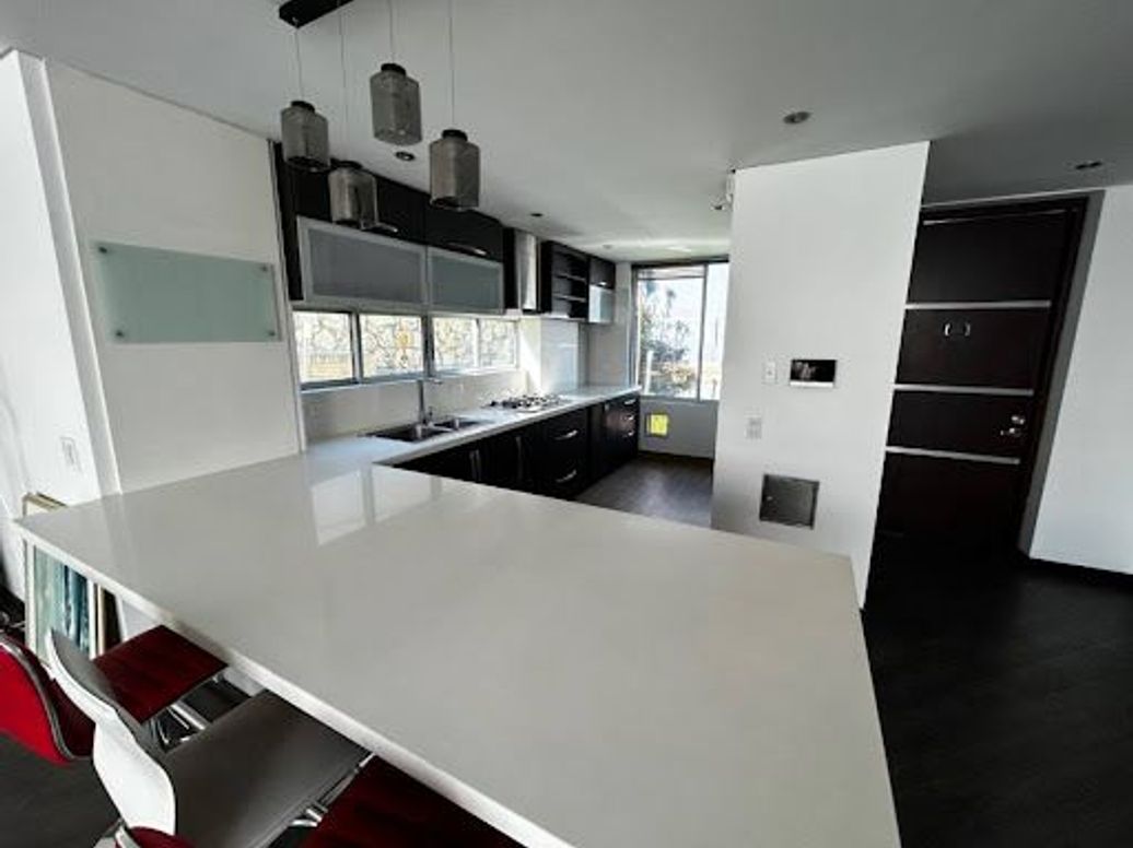 Casa de 4 alcobas en venta en Sotileza, Bogotá, 250 m² · foto 6 de 18