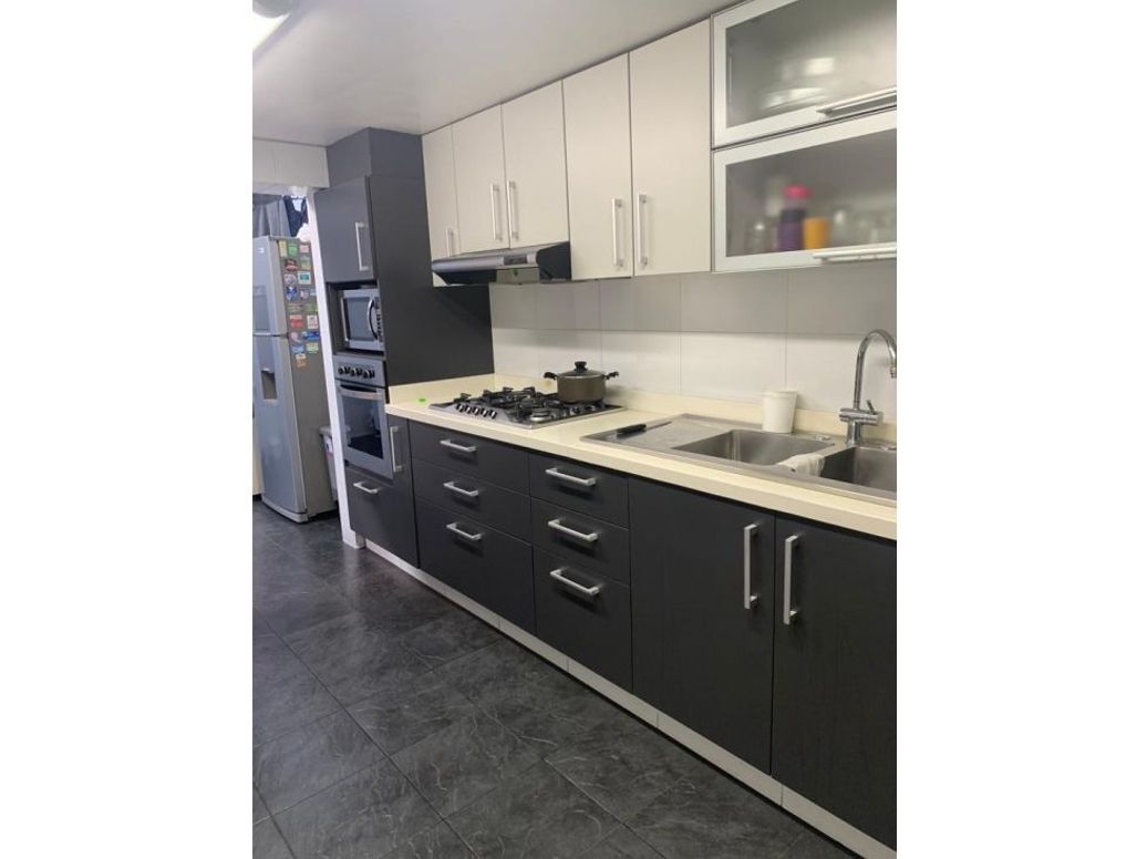 Casa de 3 alcobas en venta en Lisboa, Bogotá, 235 m² · foto 12 de 18