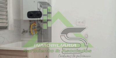 ARRIENDO APARTAMENTO ZIPAQUIRÁ
CONJUNTO BOTANIKA
3 habitaciones 2 con closets 1 sin closet
2 baños, divisiones en vidrio
Sala comedo
Cocina semi integral
Zona de lavandería
Onceavo 11piso con ascensor 
Parqueadero cubierto
Area 52 m2
Canon1.200.000
El conjunto cuenta con piscina, gimnasio, sauna, zona de niños, seguridad las 24 horas. 
Inmobiliaria Sarmiento y asociadosgimnasio, sauna, zona de niños, seguridad las 24 horas. 
Inmobiliaria Sarmiento y asociados
