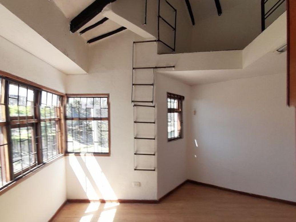 Casa de 4 alcobas en venta en Santa Ana Occidental, Bogotá, 191 m² · foto 15 de 20