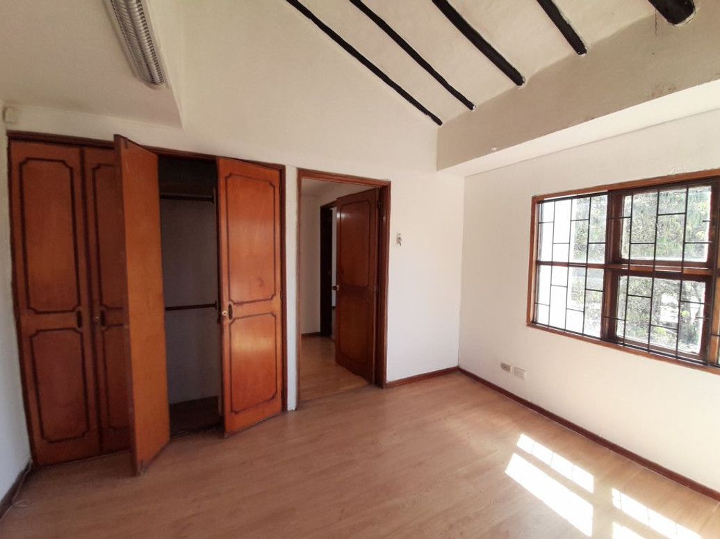 Casa de 4 alcobas en venta en Santa Ana Occidental, Bogotá, 191 m² · foto 20 de 20