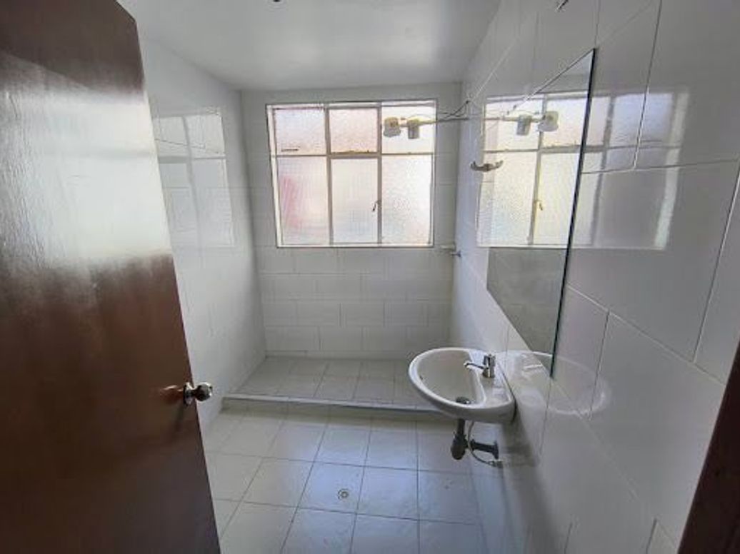 Apartamento de 7 alcobas en venta en Eduardo Santos, Bogotá, 344 m² · foto 16 de 20