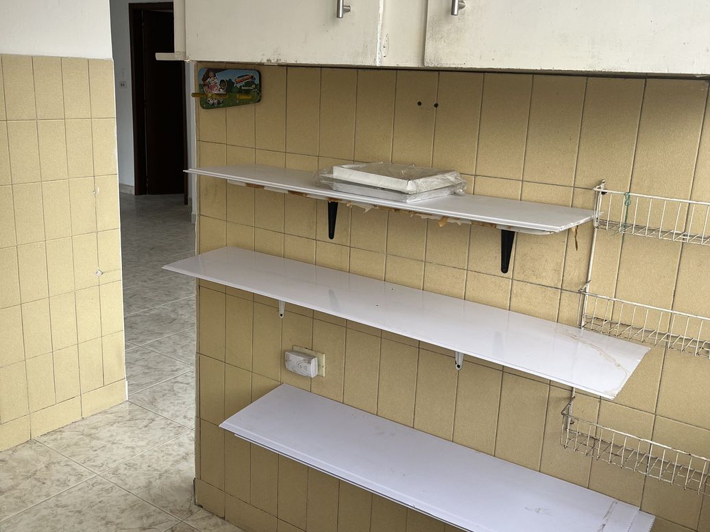 Casa de 6 alcobas en venta en Comuneros, Bogotá, 480 m² · foto 6 de 11
