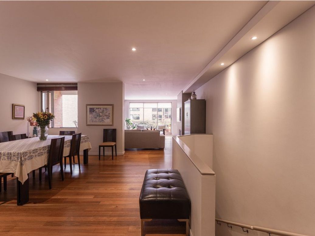Apartamento de 3 alcobas en venta en Los Rosales, Bogotá, 190 m² · foto 9 de 20