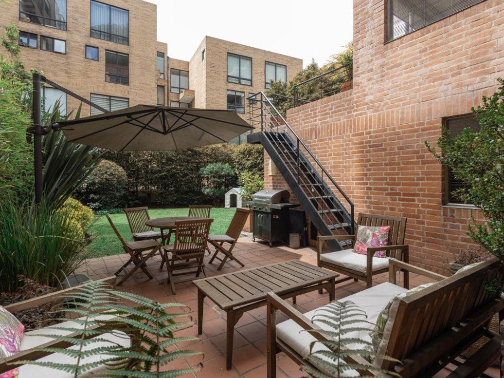 Apartamento de 3 alcobas en venta en Los Rosales, Bogotá, 190 m² · foto 18 de 20
