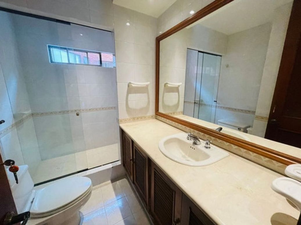 Apartamento de 3 alcobas en arriendo en Bellavista, Bogotá, 230 m² · foto 11 de 20