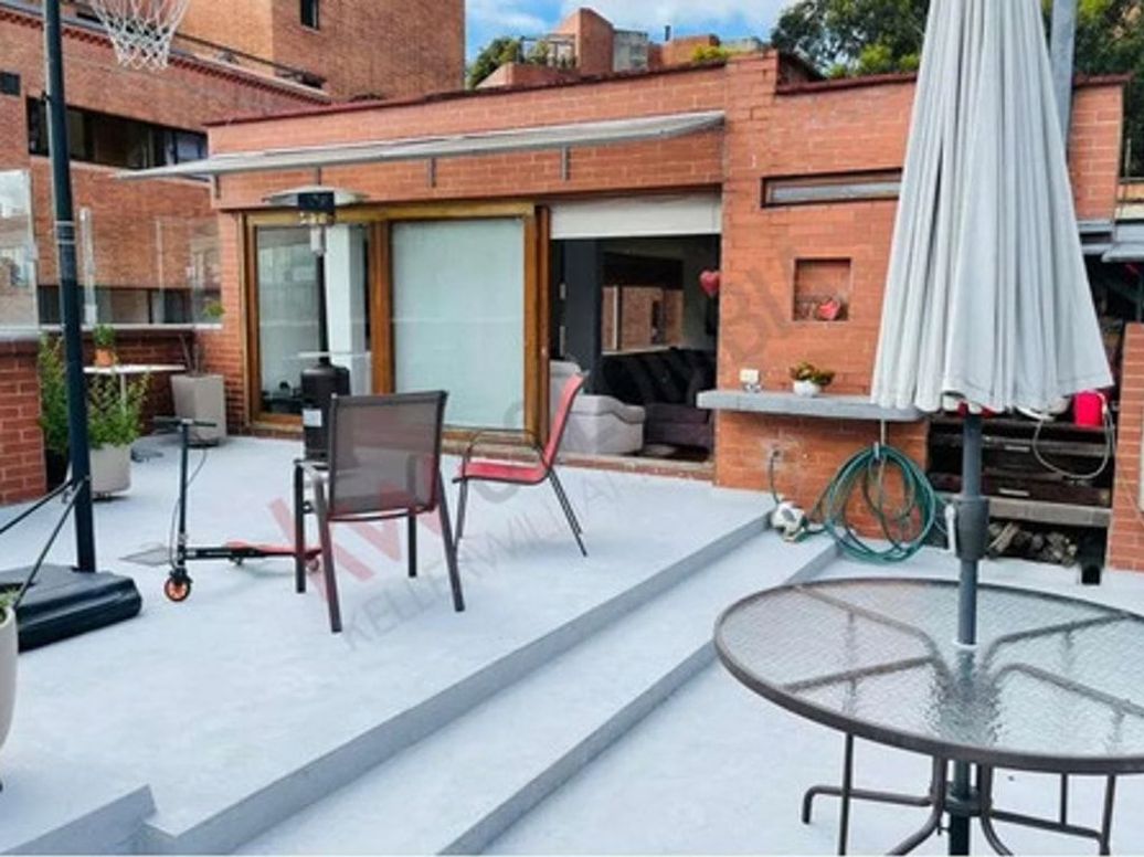 Apartamento de 3 alcobas en arriendo en Bellavista, Bogotá, 262 m² · foto 2 de 12