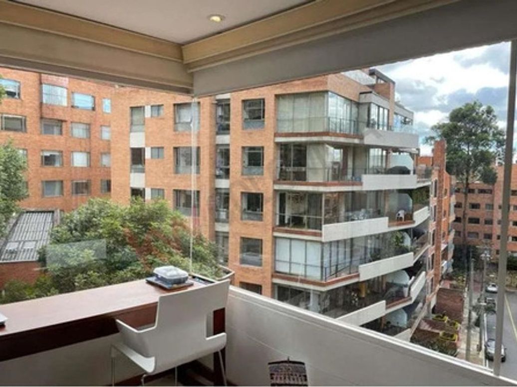 Apartamento de 3 alcobas en arriendo en Bellavista, Bogotá, 262 m² · foto 4 de 12