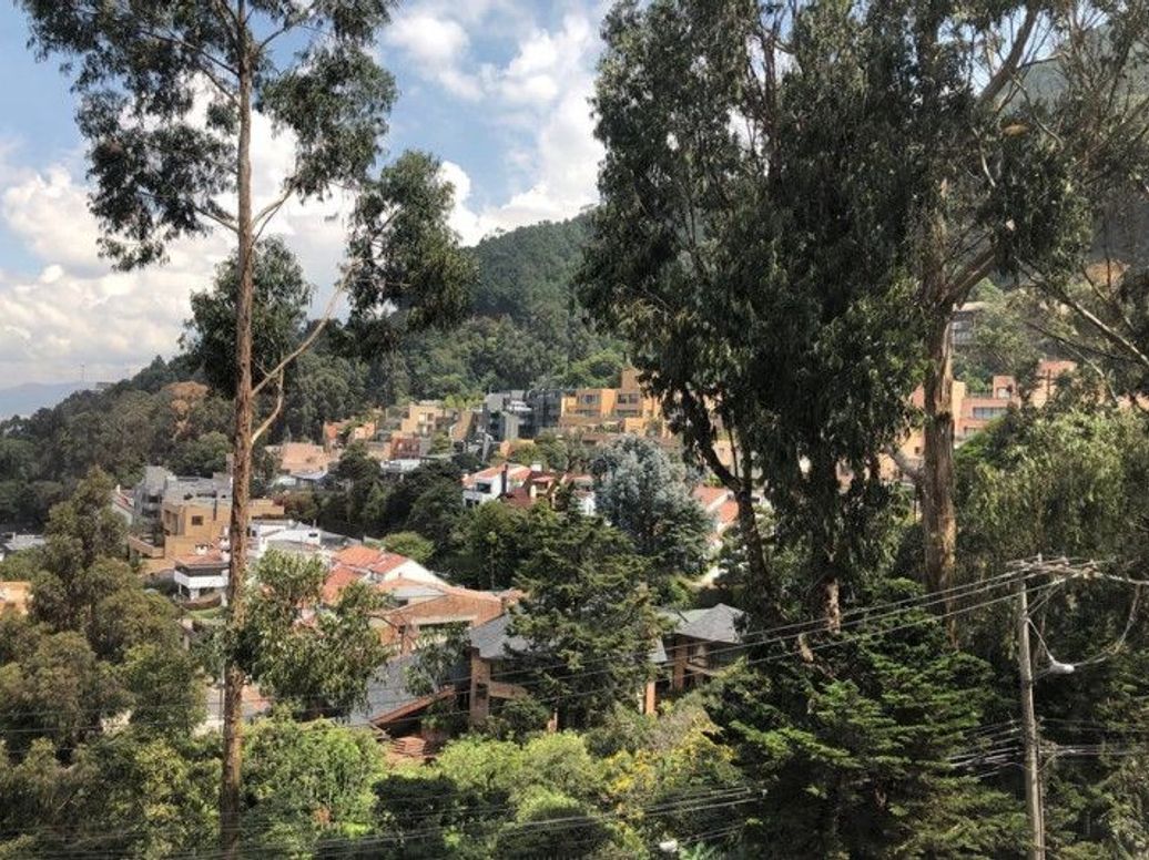 Apartamento de 3 alcobas en venta en El Refugio, Bogotá, 172 m² · foto 7 de 20