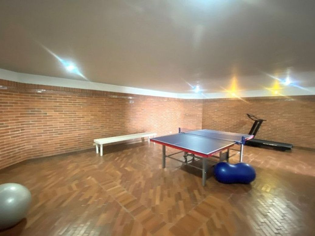 Apartamento de 3 alcobas en venta en El Refugio, Bogotá, 172 m² · foto 19 de 20