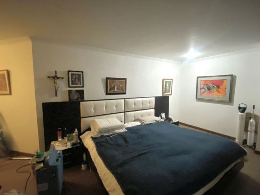 Apartamento de 3 alcobas en venta en El Refugio, Bogotá, 172 m² · foto 9 de 20