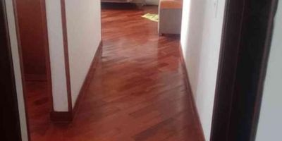 [VEN] ID HOUM: 146999

En Houm te ayudamos de forma fácil y segura. Los beneficios de comprar con nosotros:
    • Te ayudamos a conseguir financiamiento a través de una asesoría personalizada
    • Mediación y seguimiento de todo el proceso
    • Ponemos a tu disposición profesionales en notariado, registro y asesoría jurídica
¡Solo te preocupas de las firmas!

Departamento en venta, ubicado en el barrio Madelena, con una superficie construida de 57.80 m² y superficie total de 57.80 m². 

Sus principales características son:

    • 3 dormitorios
    • 2 baños
    • Admite mascotas
    • Año de construcción: 2012
            
Si compras con nosotros, te brindamos asesoría personalizada durante todo el proceso.
        
Más que una inmobiliaria, somos Houm.
*Aplican T&C