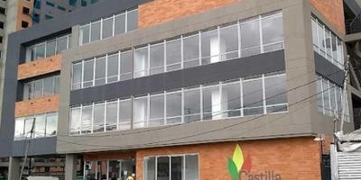 [VEN] ID HOUM: 146895

En Houm te ayudamos de forma fácil y segura. Los beneficios de comprar con nosotros:
    • Te ayudamos a conseguir financiamiento a través de una asesoría personalizada
    • Mediación y seguimiento de todo el proceso
    • Ponemos a tu disposición profesionales en notariado, registro y asesoría jurídica
¡Solo te preocupas de las firmas!

Departamento en venta, ubicado en el barrio Santa Catalina, con una superficie construida de 35.00 m² y superficie total de 39.00 m². 

Sus principales características son:

    • 2 dormitorios
    • 1 baño
    • Admite mascotas
    • Año de construcción: 2023
            
Además, el inmueble cuenta con las siguientes amenidades:

    • Salón de eventos
    • Vigilancia 24 hrs
    • Ascensor
    • Zona de juegos
    • Gimnasio
    • Zona de asadores

Si compras con nosotros, te brindamos asesoría personalizada durante todo el proceso.
Más que una inmobiliaria, somos Houm.
*Aplican T&C