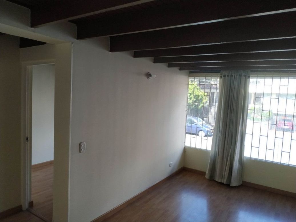 Apartaestudio en arriendo en Caobos Salazar, Bogotá, 31 m² · foto 12 de 18