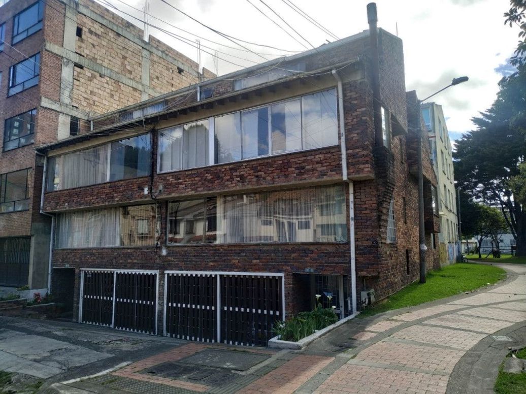 Apartaestudio en arriendo en Caobos Salazar, Bogotá, 31 m² · foto 2 de 18