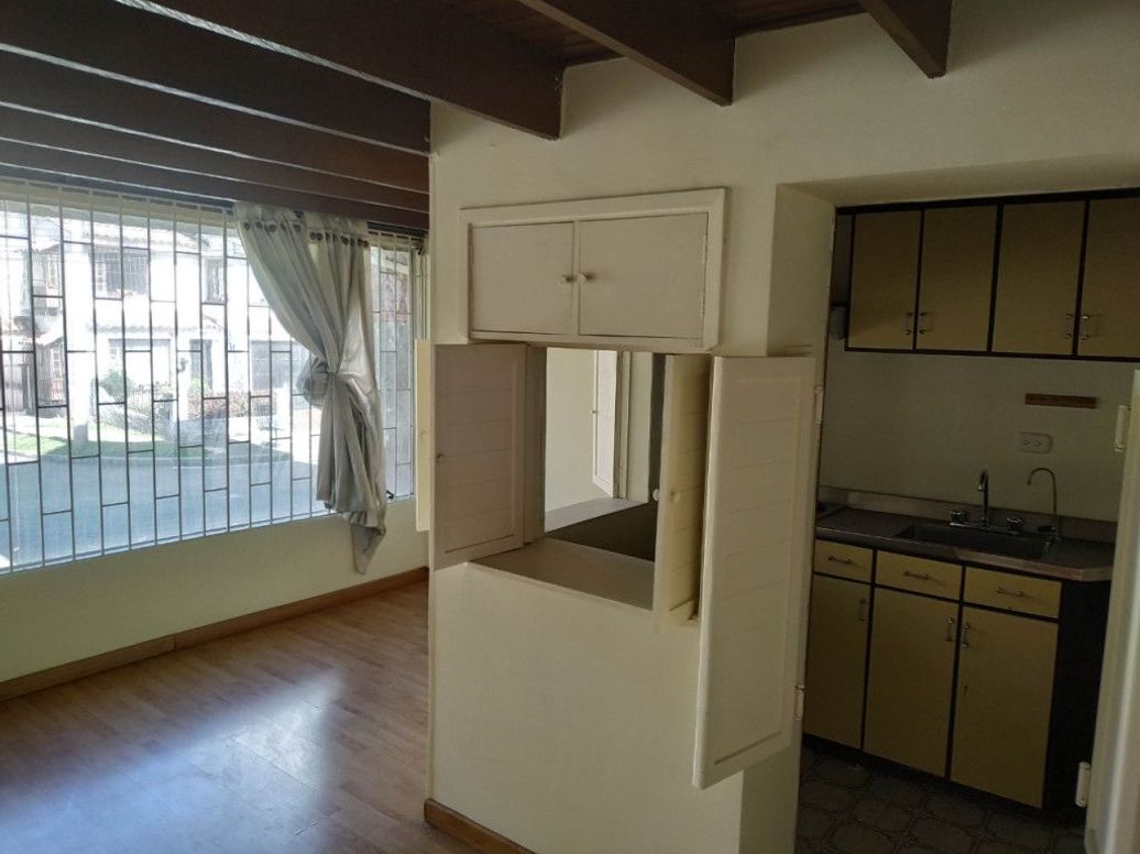 Apartaestudio en arriendo en Caobos Salazar, Bogotá, 31 m² · foto 14 de 18