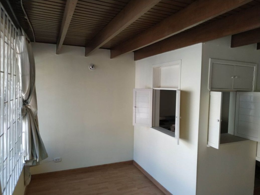 Apartaestudio en arriendo en Caobos Salazar, Bogotá, 31 m² · foto 10 de 18