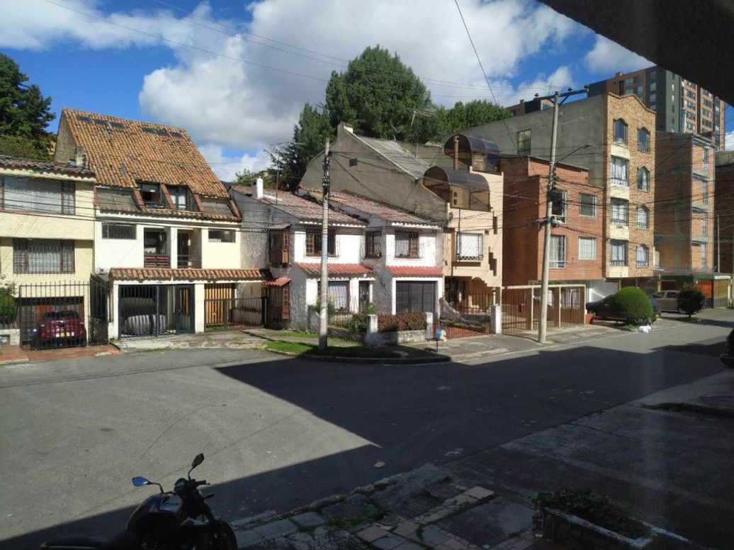 Apartaestudio en arriendo en Caobos Salazar, Bogotá, 31 m² · foto 3 de 18