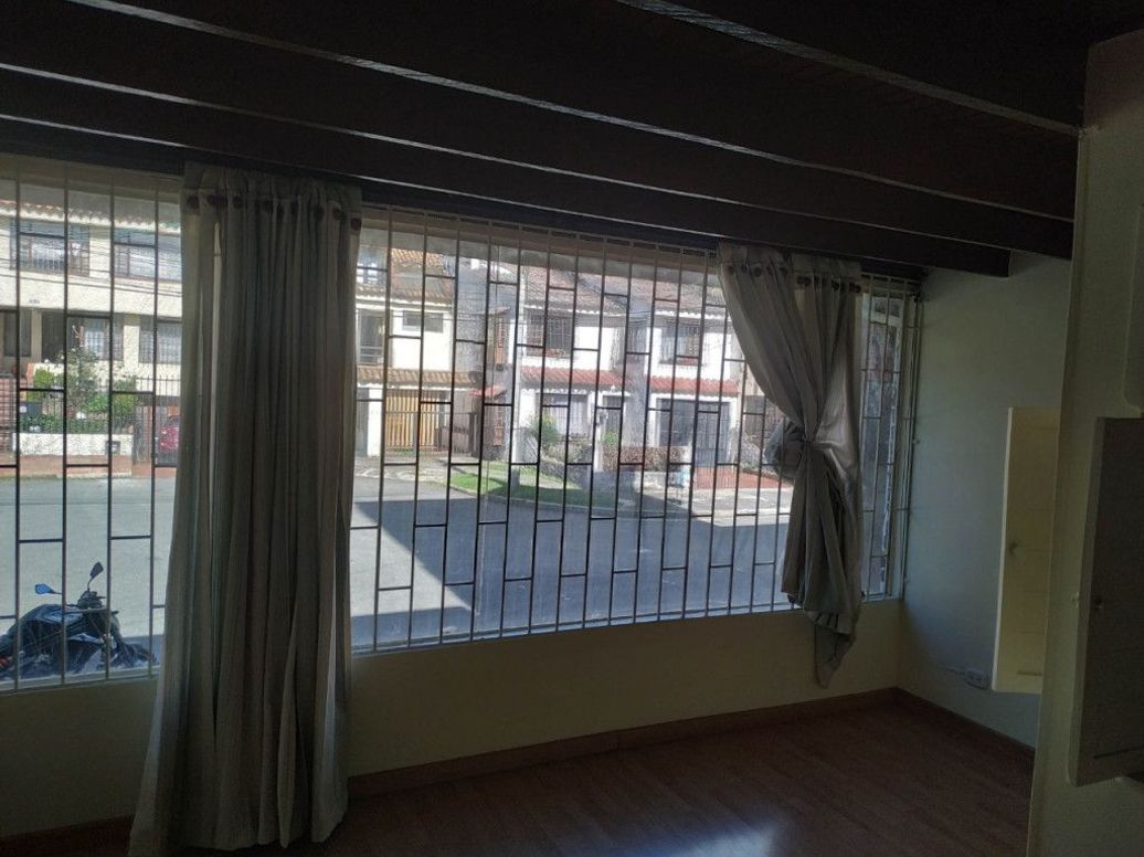 Apartaestudio en arriendo en Caobos Salazar, Bogotá, 31 m² · foto 4 de 18