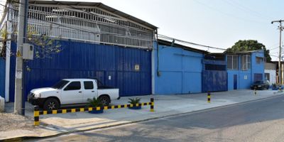 SE VENDE BODEGA - EN BELLAVISTA

SE VENDE EXCELENTE BODEGA, CON AREAS DE OFICINAS, FACIL ACCESO AL CORREDOR DE CARGA, A UNOS METROS DE LA ZONA INDUSTRIAL MAMONAL, BUENA ILUMINACION Y VENTILACION.

CODIGO WASI 7586842
