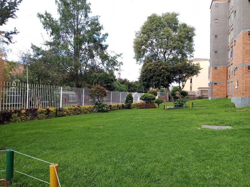 Apartamento de 3 alcobas en venta en Bosques De San Jorge, Bogotá, 61 m² · foto 18 de 20