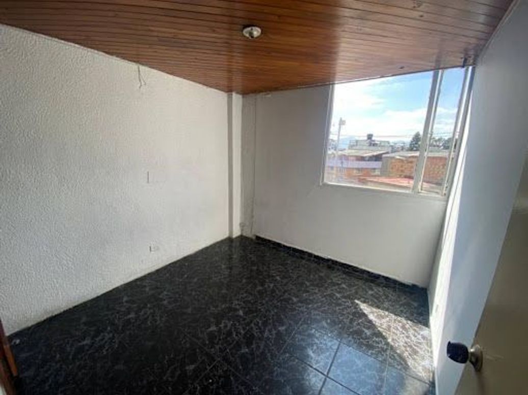 Apartamento de 3 alcobas en venta en Santa Helenita, Bogotá, 53 m² · foto 10 de 16