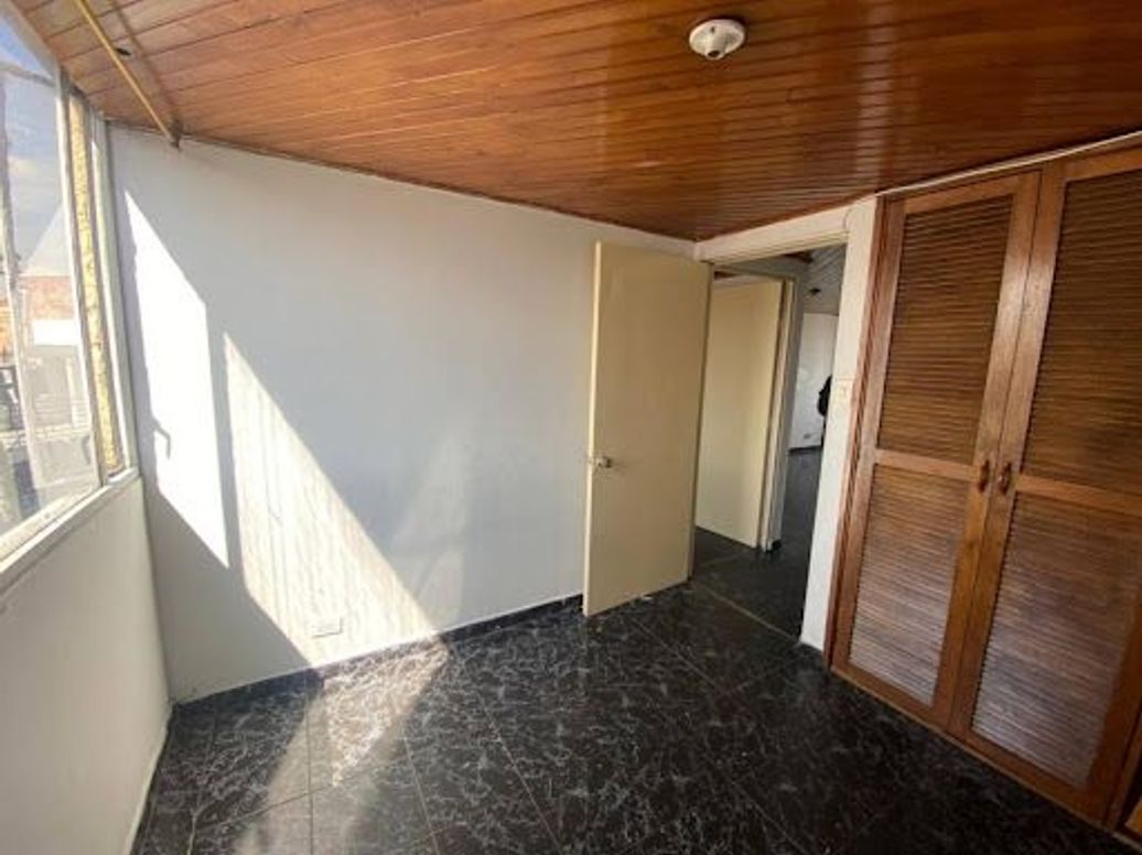 Apartamento de 3 alcobas en venta en Santa Helenita, Bogotá, 53 m² · foto 12 de 16