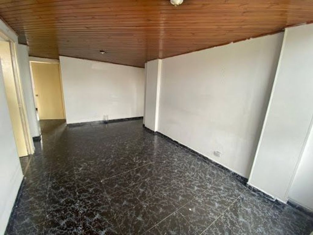 Apartamento de 3 alcobas en venta en Santa Helenita, Bogotá, 53 m² · foto 4 de 16