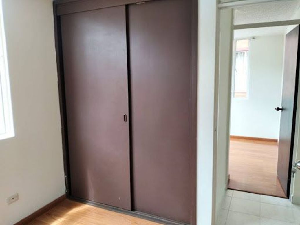 Apartamento de 3 alcobas en venta en San Antonio Norte, Bogotá, 60 m² · foto 10 de 20