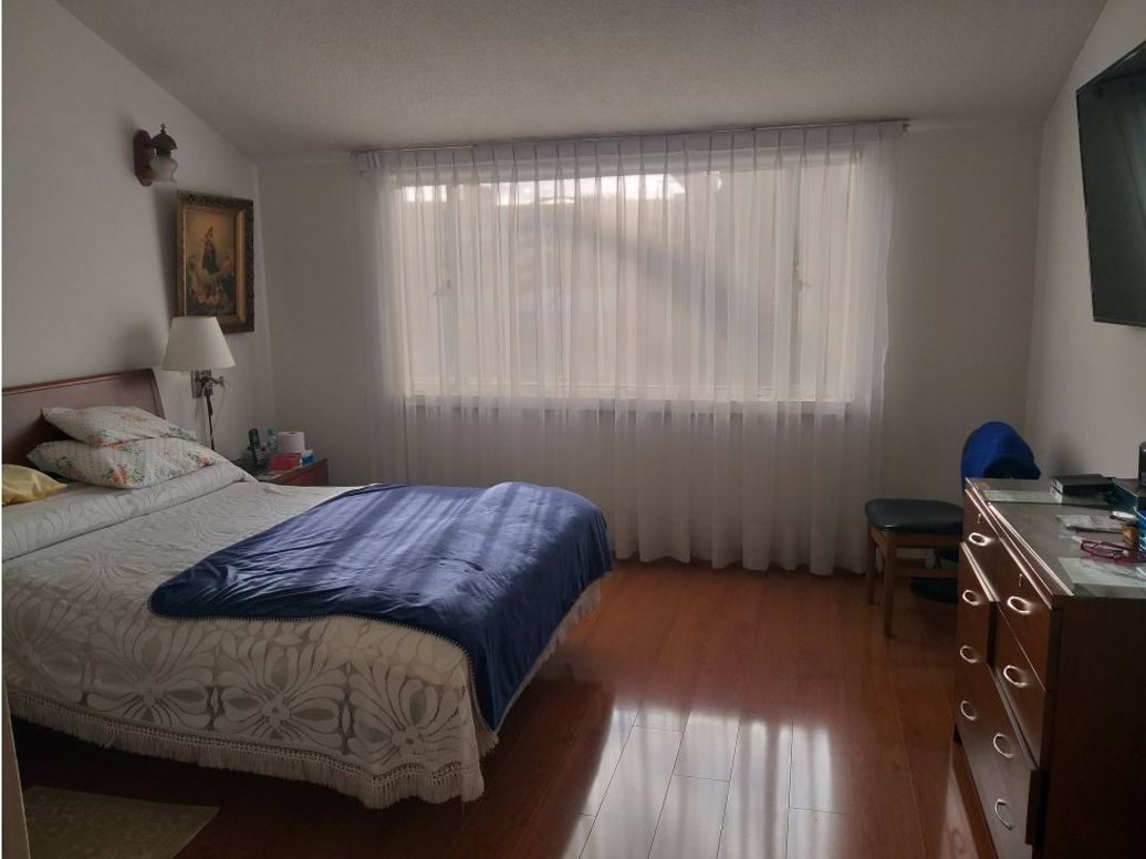 Casa de 4 alcobas en venta en Prado Veraniego Sur, Bogotá, 195 m² · foto 11 de 18