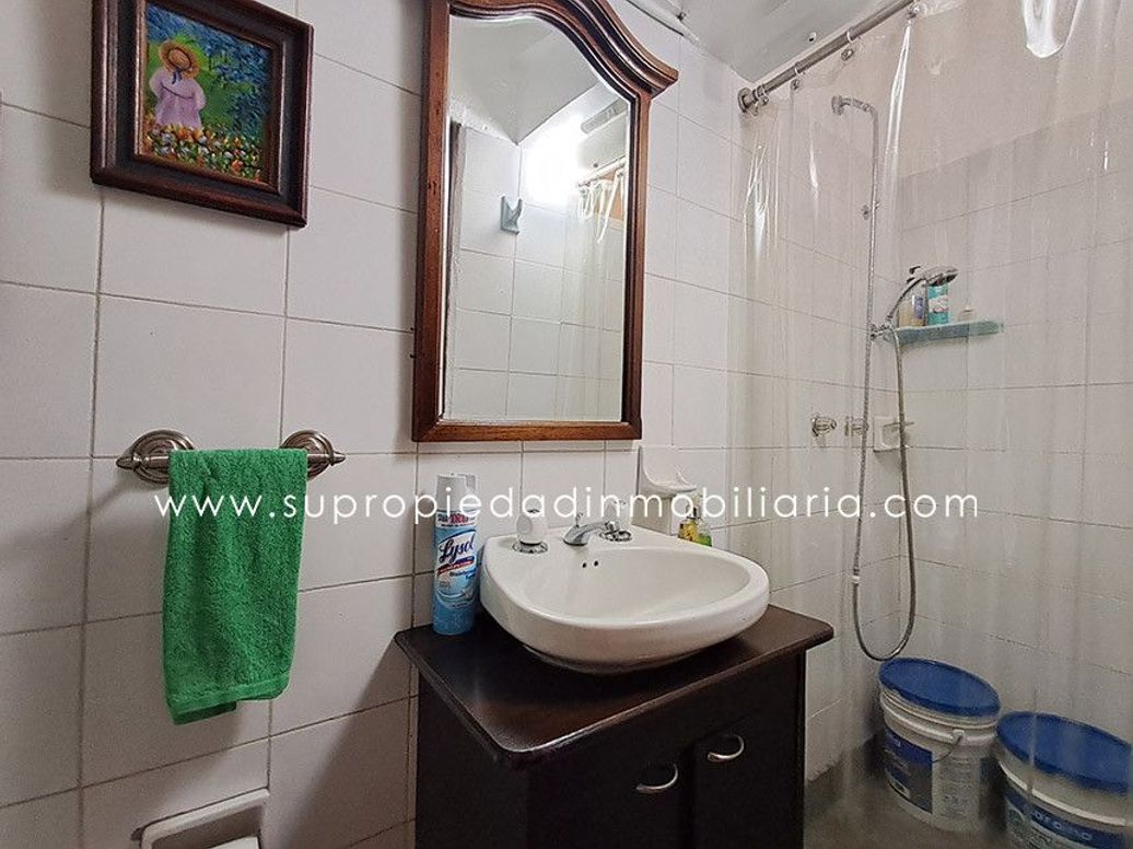 Casa de 4 alcobas en venta en San Luis, Bogotá, 270 m² · foto 18 de 20