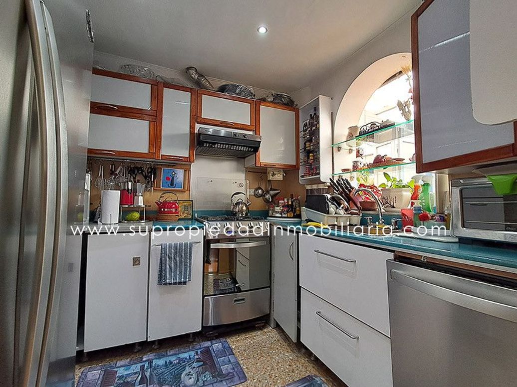 Casa de 4 alcobas en venta en San Luis, Bogotá, 270 m² · foto 5 de 20