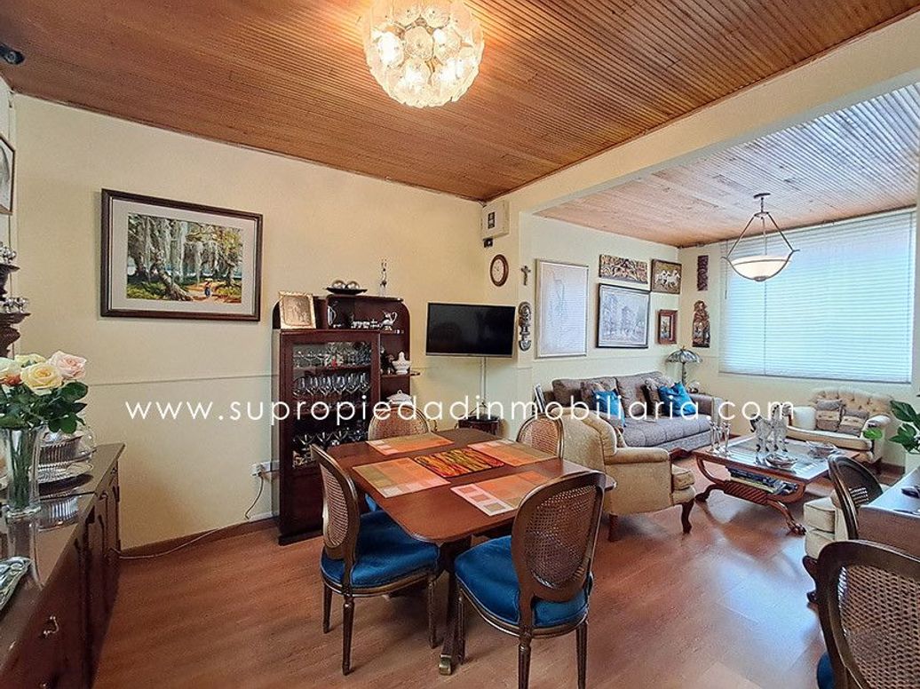 Casa de 4 alcobas en venta en San Luis, Bogotá, 270 m² · foto 2 de 20