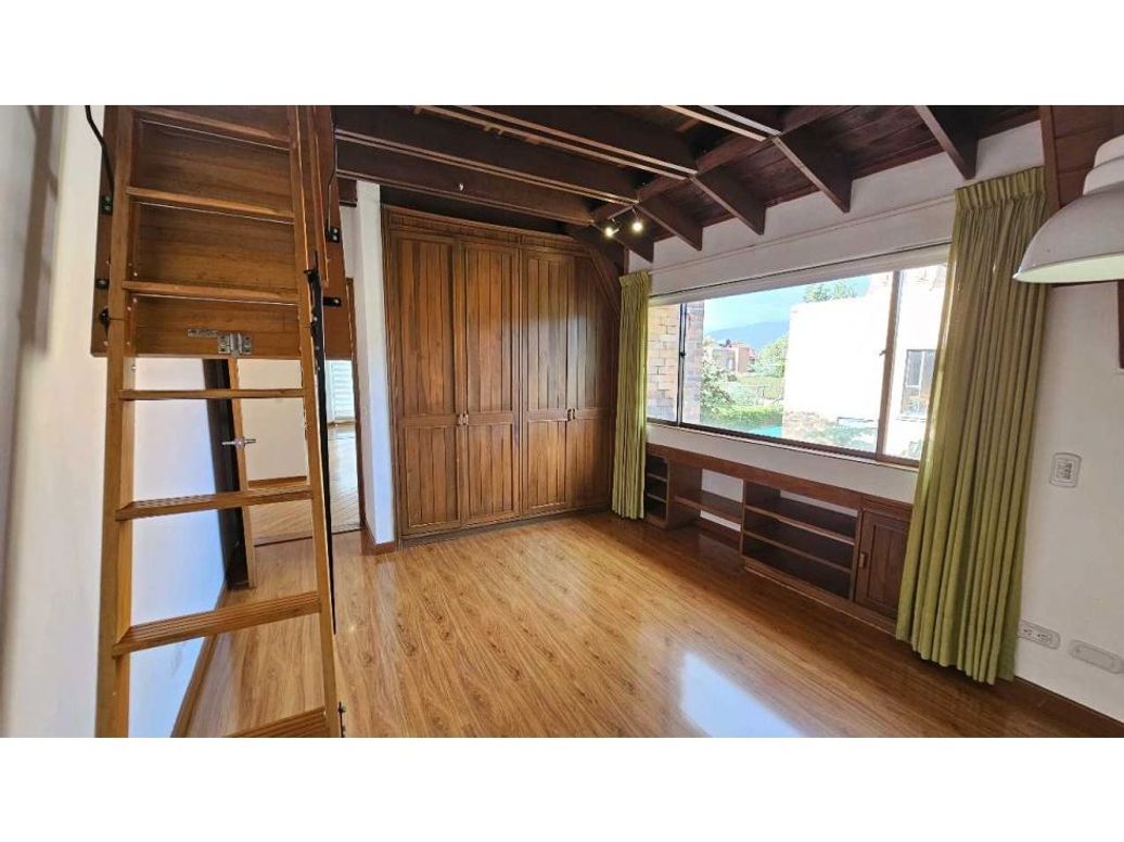 Casa de 4 alcobas en venta en Guaymaral, Bogotá, 550 m² · foto 18 de 20