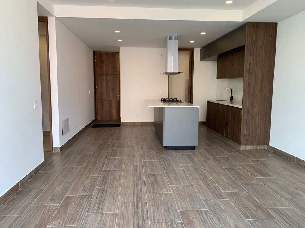 Apartamento de 2 alcobas en venta en Rincon Del Chicó, Bogotá, 69 m² · foto 3 de 7