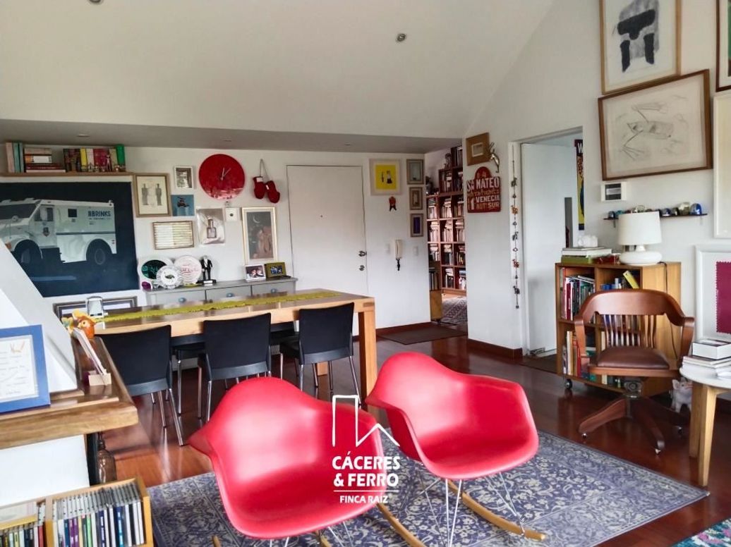 Apartamento de 3 alcobas en venta en Santa Coloma, Bogotá, 107 m² · foto 5 de 20