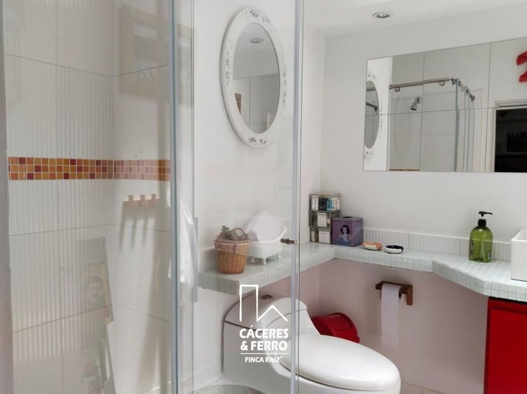 Apartamento de 3 alcobas en venta en Santa Coloma, Bogotá, 107 m² · foto 19 de 20