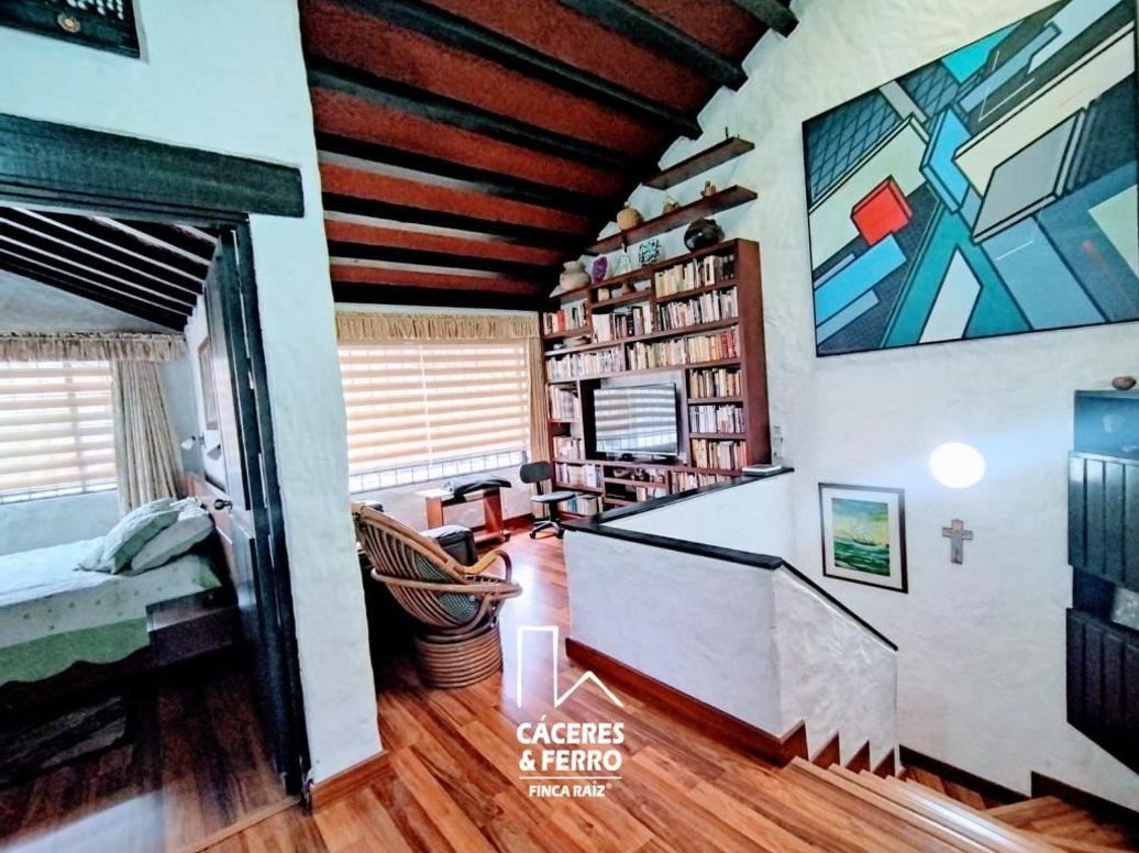 Casa de 3 alcobas en venta en Niza, Bogotá, 300 m² · foto 2 de 20