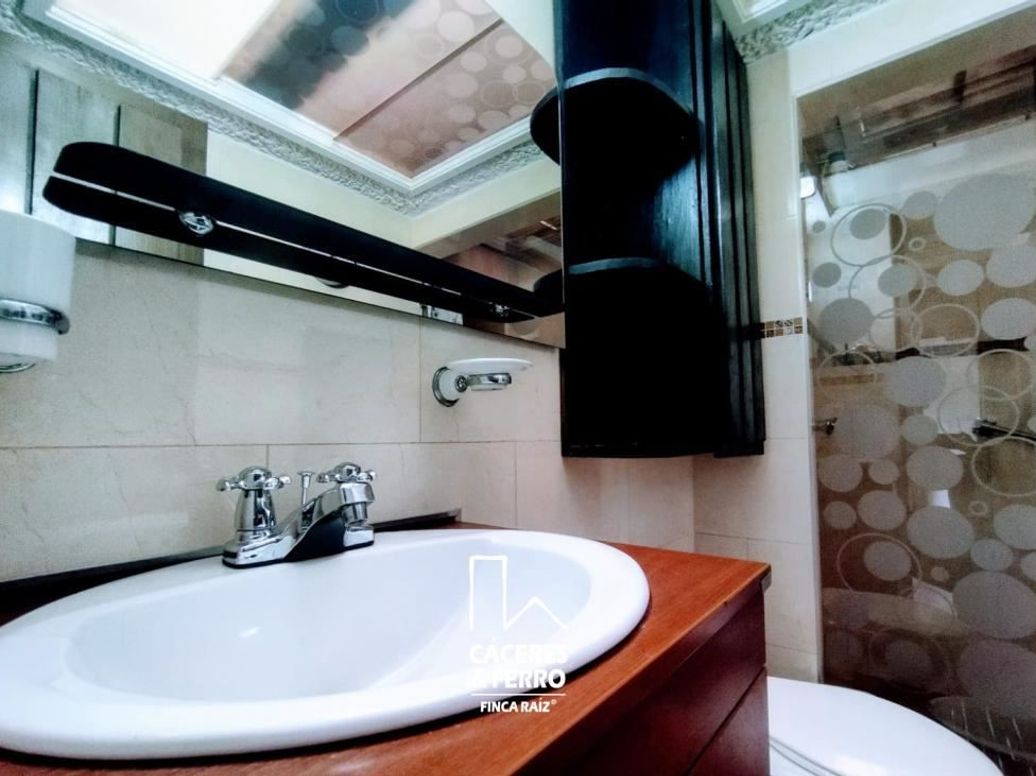 Casa de 3 alcobas en venta en Niza, Bogotá, 300 m² · foto 11 de 20