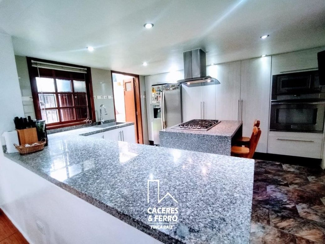 Casa de 3 alcobas en venta en Niza, Bogotá, 300 m² · foto 9 de 20