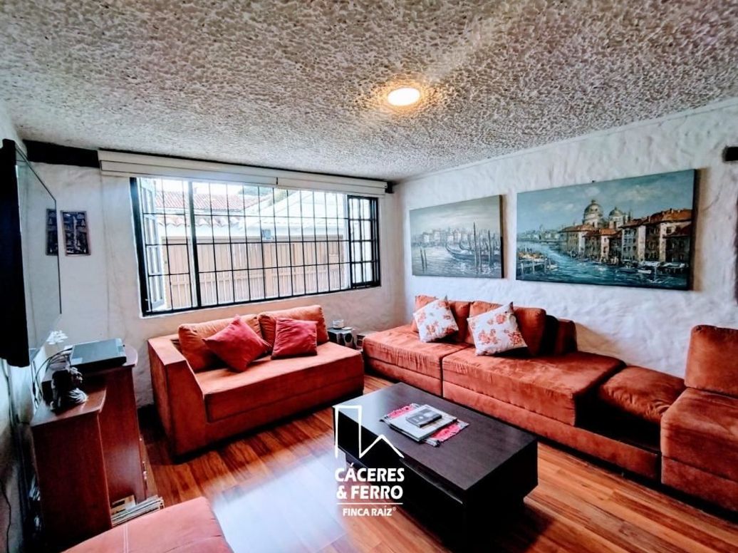 Casa de 3 alcobas en venta en Niza, Bogotá, 300 m² · foto 13 de 20