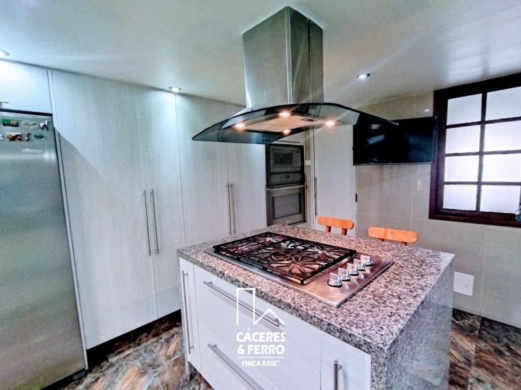 Casa de 3 alcobas en venta en Niza, Bogotá, 300 m² · foto 6 de 20