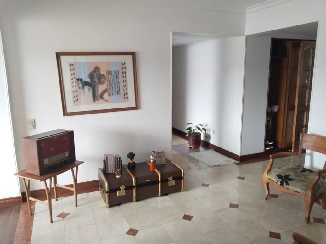 Apartamento de 4 alcobas en venta en Niza, Bogotá, 200 m² · foto 12 de 20